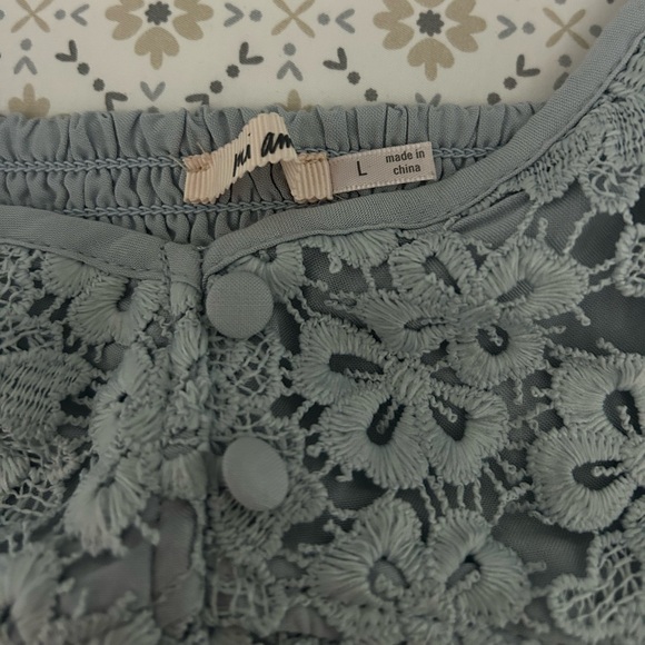 Floral Lace Camisole Top - light blue - Picture 2 of 3